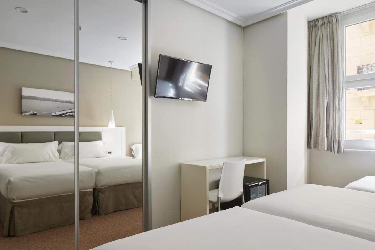Pension Alemana San Sebastian Bagian luar foto