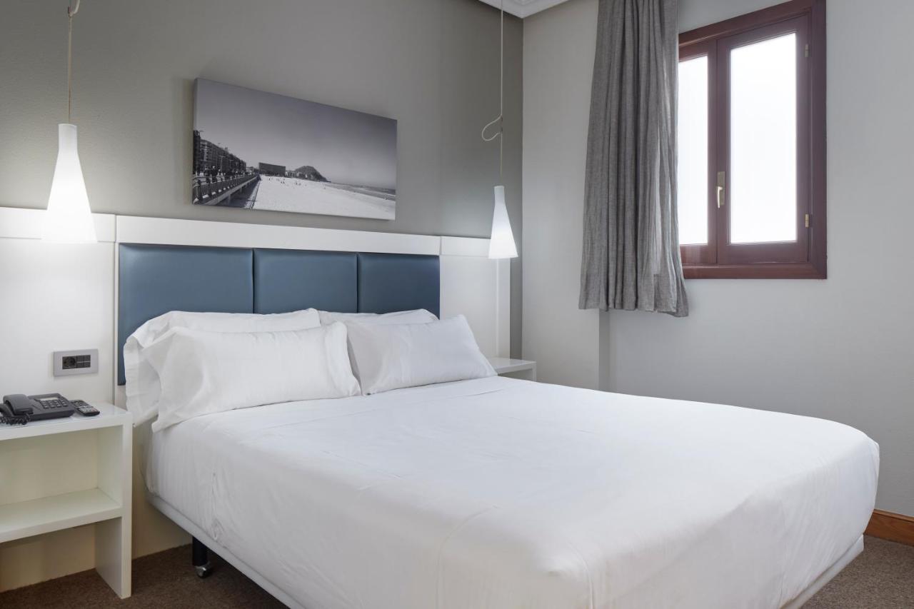 Pension Alemana San Sebastian Bagian luar foto