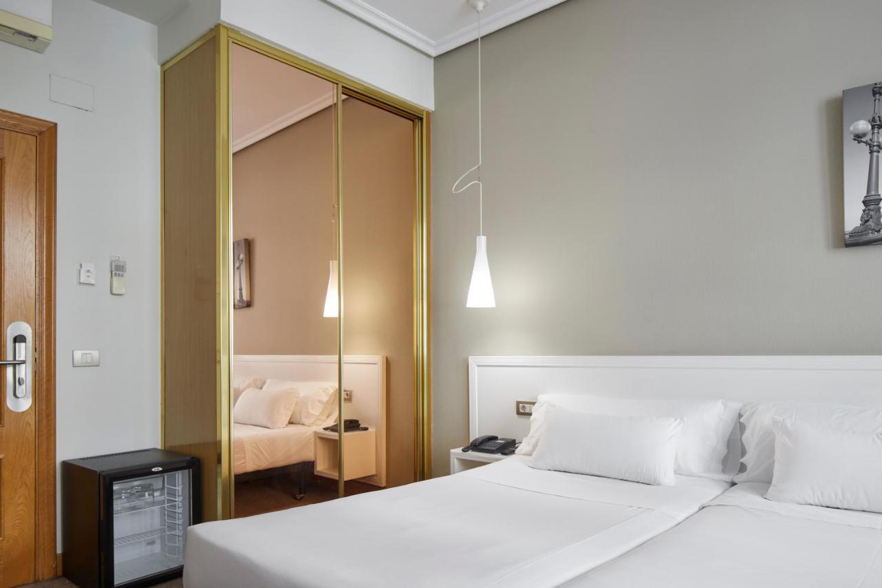 Pension Alemana San Sebastian Bagian luar foto