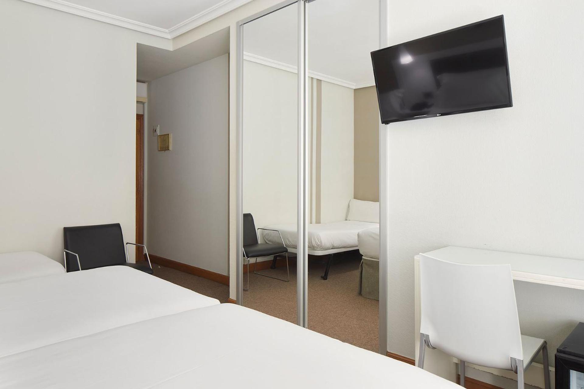 Pension Alemana San Sebastian Bagian luar foto