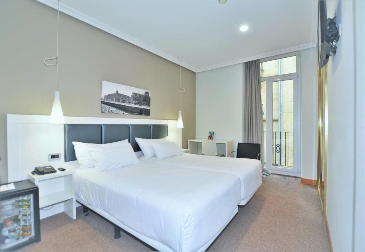 Pension Alemana San Sebastian Bagian luar foto